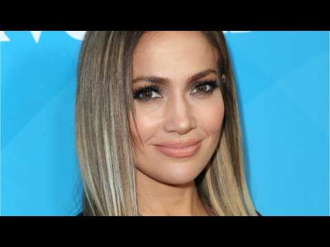 VIDEO : Jennifer Lopez Doesn't Like 'J-Rod & A- Lo' Nicknames