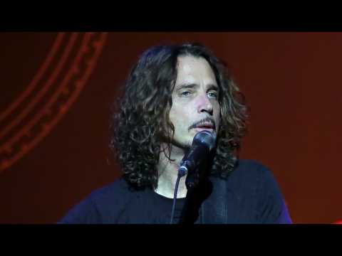 VIDEO : Chris Cornell's Family Disputes 'Suicide' Findings