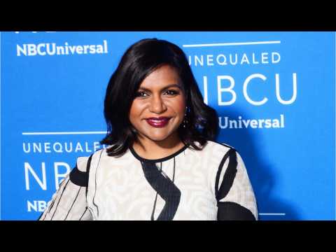 VIDEO : Tour Mindy Kaling's Newly Revamped NYC Apartment