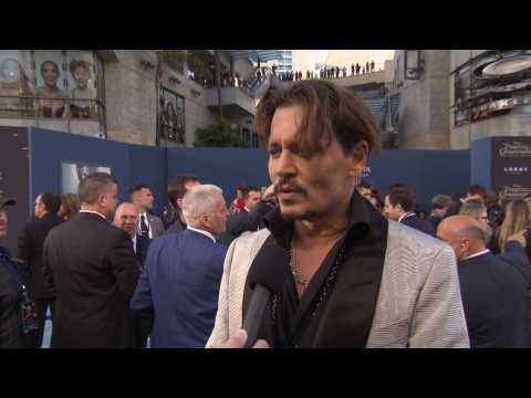 VIDEO : Johnny Depp Is His True Self In 'Pirates Of The Caribbean: Dead Men Tell No Tales'