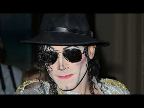 VIDEO : Netflix To Release Movie Of Michael Jackson's Chimp 
