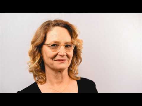 VIDEO : Actress Melissa Leo Gushes Over New Role