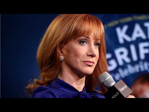 VIDEO : Is Anyone Standing By Kathy Griffin's Trump Photo?