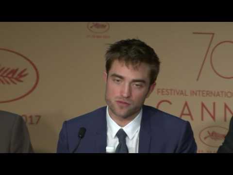 VIDEO : Robert Pattinson Was Almost Fired From ?Twilight?