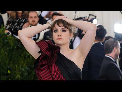 VIDEO : Lena Dunham Rushed To Hospital From Met Gala