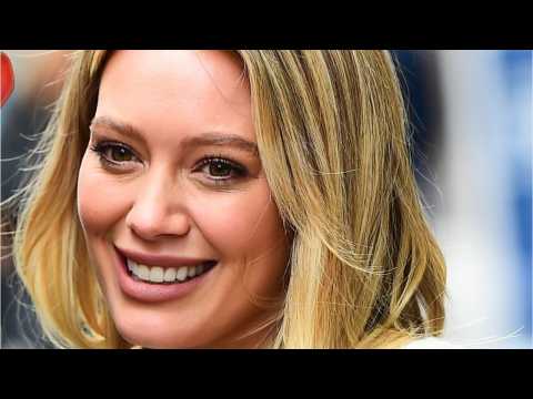 VIDEO : Hilary Duff Adopts Dog And Needs Help