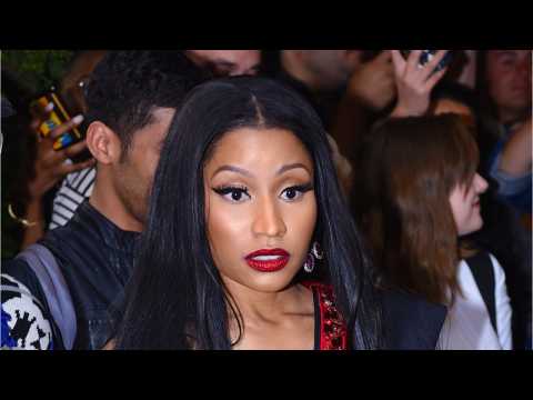 VIDEO : Nicki Minaj Is Collaborating With H&M