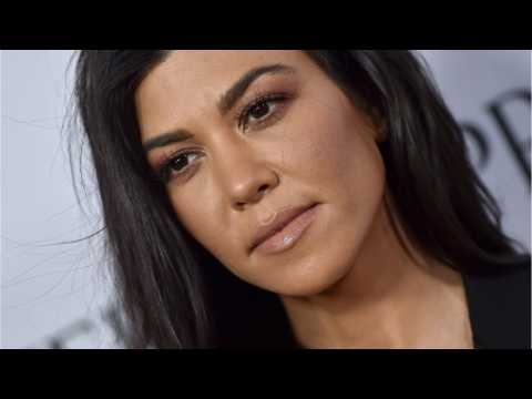 VIDEO : Does Kourtney Kardashian Have A Beau?