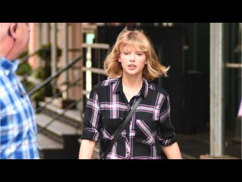 VIDEO : Taylor Swift Is On Spotify Again
