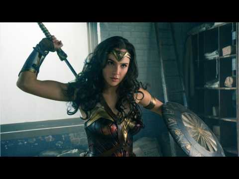 VIDEO : Gal Gadot Hid Her Pregnancy While Filming Wonder Woman