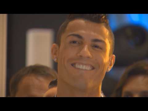 VIDEO : Cristiano Ronaldo, padre de gemelos