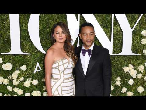 VIDEO : John Legend Wins Tony, Needs An Emmy For An EGOT