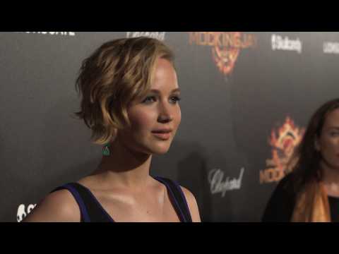 VIDEO : Jennifer Lawrence was beyond terrified during plane's double engine failure