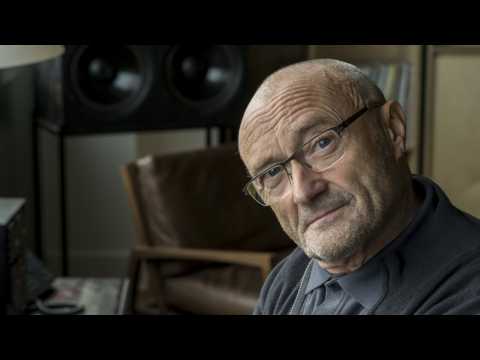 VIDEO : Phil Collins Cancels London Shows After Gashing Head