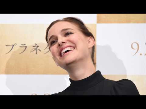 VIDEO : Natalie Portman Shares Beauty Secret