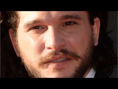 VIDEO : Kit Harington Gives Ex-Spice Girl 'Game of Thrones' Acting Lesson