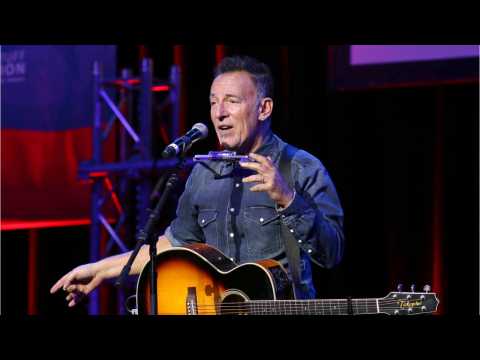 VIDEO : Bruce Springsteen Extends Broadway Shows