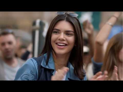 VIDEO : Kendall Jenner Finally Comments On Pepsi Ad