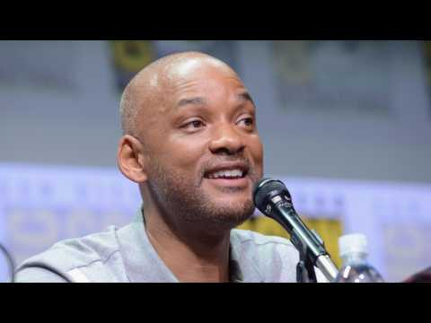 VIDEO : Will Smith Shares Photo From Set Of 