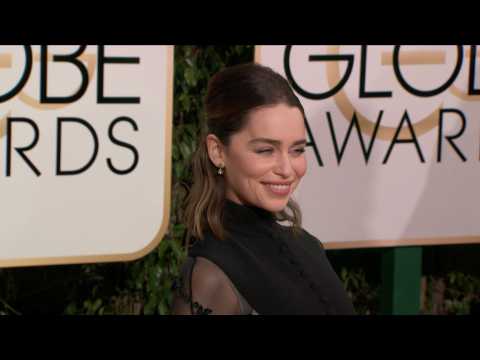 VIDEO : Emilia Clarke finally goes blonde in real life