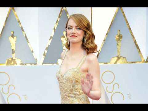 VIDEO : Emma Stone 'loved' building muscle for movie role