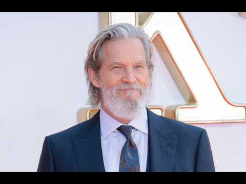 VIDEO : Jeff Bridges hints at Kingsman 3