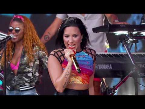 VIDEO : Lovato Mum On Sexuality