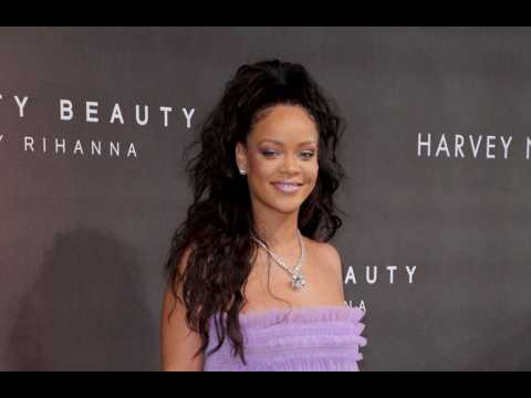 VIDEO : Rihanna's festive Fenty Beauty collection