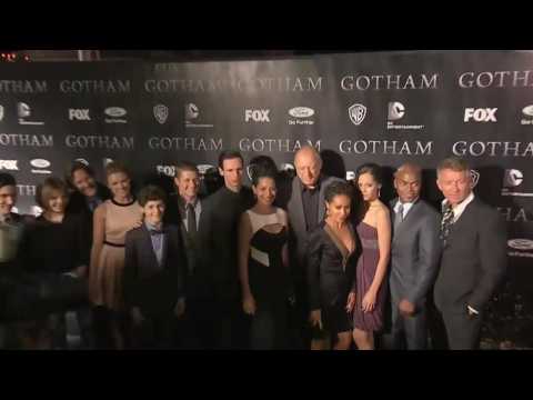 VIDEO : 'Gotham' Teen Bruce Wayne Sees Beginning Character Transformation