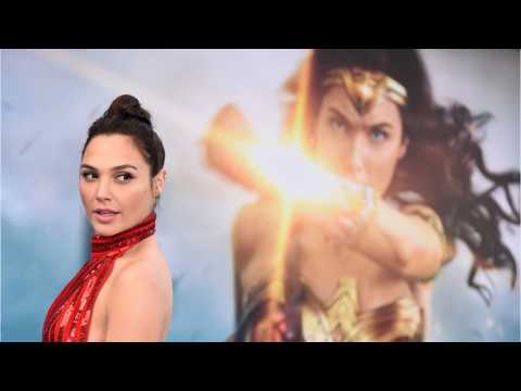 VIDEO : Wonder Woman Could Make Superhero History