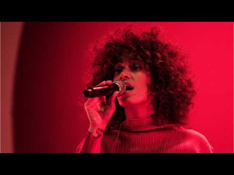 VIDEO : Solange Knowles Changed Her Hair And Fans Are Flipping