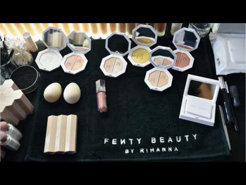 VIDEO : Rihanna's new makeup line throws all kinds of shade