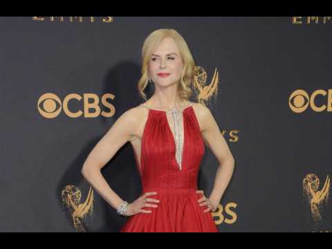 VIDEO : Nicole Kidman triumphs at the 2017 Emmy Awards