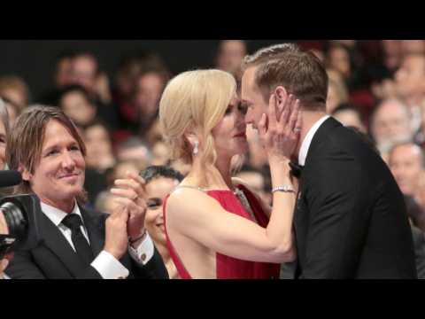 VIDEO : Nicole Kidman Kissed Alexander Skarsgard in Front of Keith Urban ? and Twitter Can?t Handle