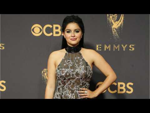 VIDEO : Ariel Winter?s Daring Look at the Emmys 2017