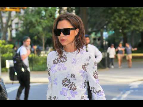 VIDEO : Victoria Beckham laughs at embarrassing outfits