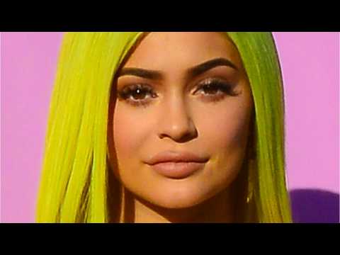 VIDEO : Kylie Jenner Reveals Why She Got Lip Injections