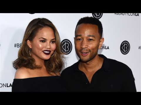 VIDEO : John Legend Almost Ended Things With Chrissy Teigen