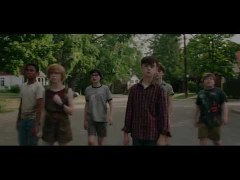 VIDEO : Early Reviews For Stephen King's IT