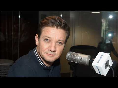 VIDEO : Jeremy Renner's Hawkeye May Look Different In The Future