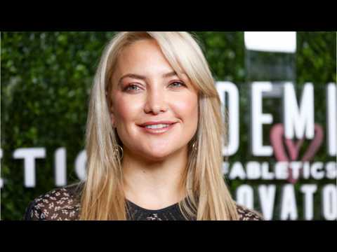 VIDEO : Kate Hudson Is Getting Flak For Her C-Section Comment