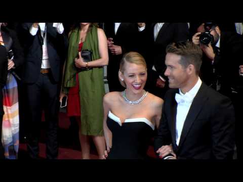 VIDEO : Ryan Reynolds taquine Blake Lively pour ses 30 ans!