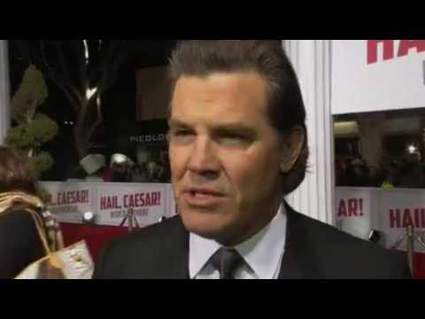 VIDEO : 'Deadpool 2 Co-star Josh Brolin Praises Reynolds