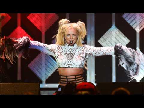 VIDEO : Britney Spears Shares Makeup-Free Look on Instagram