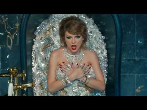 VIDEO : Yes, Taylor Swift Really Did Take A Bath In Millions Of Dollars Worth Of Diamonds