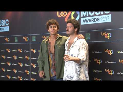 VIDEO : Taburete: 
