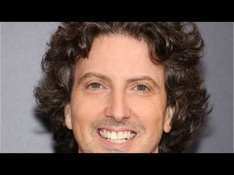 VIDEO : ?The Royals? Cast & Crew Accuse Mark Schwahn of Sexual Misconduct