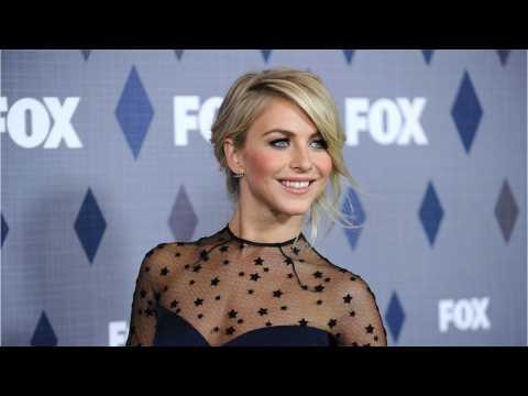 VIDEO : Julianne Hough to Star In Music Comedy For Fox