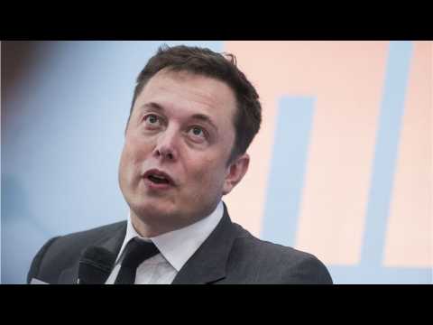 VIDEO : Is Elon Musk Still Rattled From Break Up With Amber Heard?
