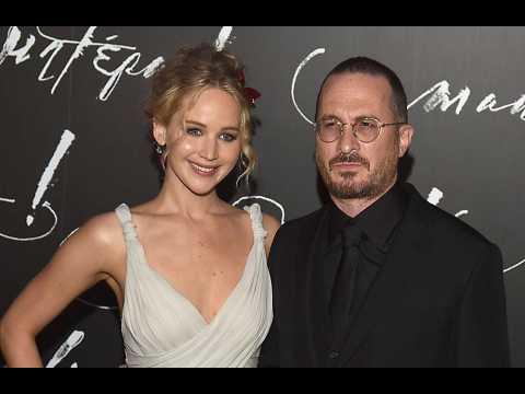 VIDEO : Jennifer Lawrence and Darren Aronofsky split
